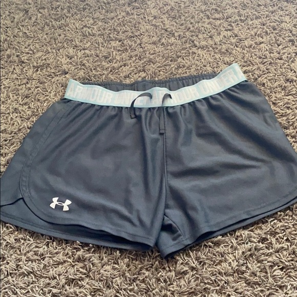 Under Armour Pants - grey under armor shorts